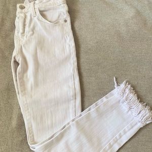 White frayed ankle pants